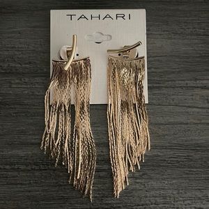 🌸2/$25 Fashion Earrings